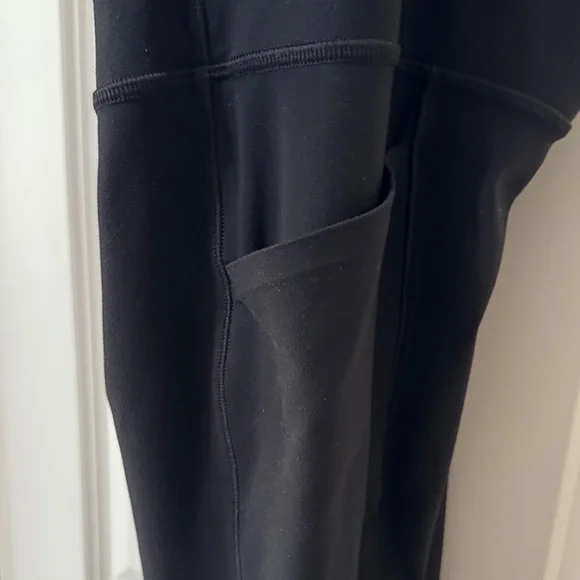 Athleta Salutation Stash High Rise Black Women's Leggings - Picture 6 of 6